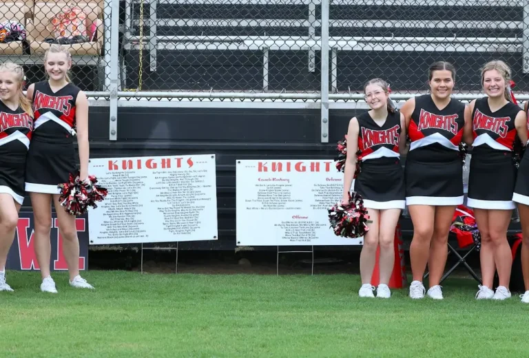 knights-cheer-2022-2023